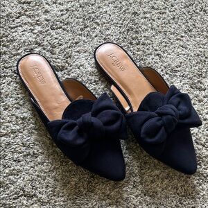 J CREW BLACK SUEDE BOW MULES SIZE 8